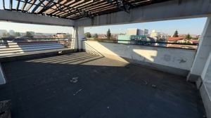 SPATIU COMERCIAL / BIROURI, 938 MP UTILI, CENTRALA PROPRIE, 17 BIROURI - imagine 32