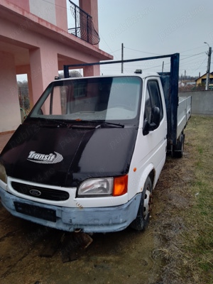 Vand camioneta Ford Transit pentru piese schimb
