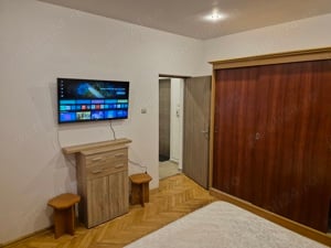 Luncă Resita- inchiriere apt. cu o camera 40 mp - imagine 9