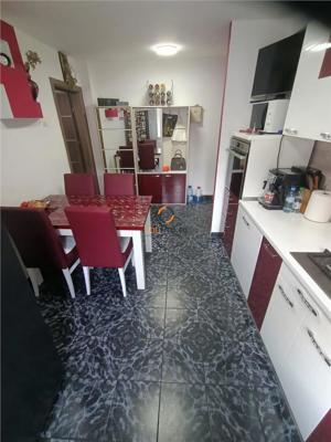 Apartament 2 camere semidecomndat etaj 2 zona Sagului cu Lift - imagine 8