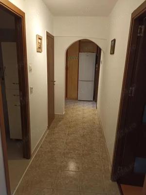 Inchiriez apartament cu doua camere Piața Gorjului - imagine 6