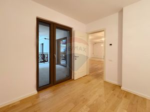 Apartament central spatios cu terasa generoasa | 2 camere | 83mpu - imagine 7