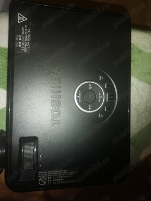 videoproiector Toshiba