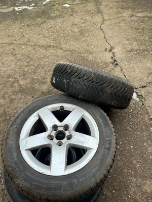 jante R15 plus rezerva noua - imagine 2