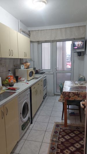 Inchiriez apartament mobilat cu o camera decomandat in zona Albina, Profi. Mobilat. Pet friendly. - imagine 5