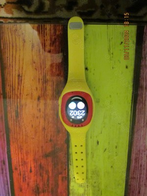 Vand Ceas Smartwatch copii MyKi, GPS, touch, Rosu Galben - imagine 3