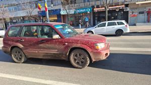 Vând sau schimb Subaru Forester  - imagine 5