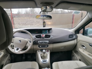 Renault scenic 2011.    - imagine 2