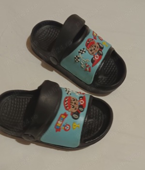 papucei bebe marime 22