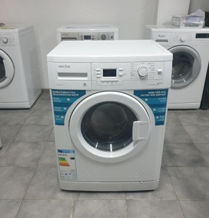 Masina de spălat rufe Arctic    7 kg.