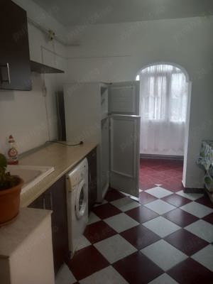 Închiriez apartament  - imagine 4