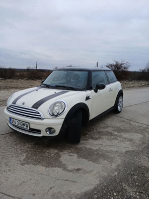 Vând Mini Cooper 