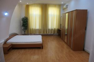 Apartament la casă, zona P-ta M. Viteazul, pentru locuință sau birou - imagine 2