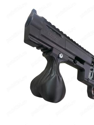 Maner Tactic - Airsoft Grip compatibil cu sina RIS, forma testicul, idee cadou,