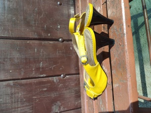 Vand pantofi cu toc, galbeni 38 Patrizia Rigotti - imagine 4