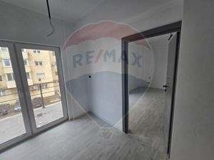 Apartament 2 camere finisat complet, în bloc nou cu lift, zona intim - imagine 15