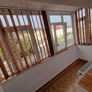 Închiriez apartament 2 camere Moinesti  - imagine 6