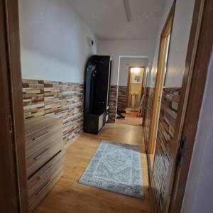 Închiriez apartament 2 camere Moinesti  - imagine 4