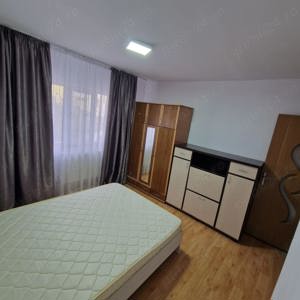 Închiriez apartament 2 camere Moinesti  - imagine 5