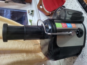 Storcător de fructe și legume 