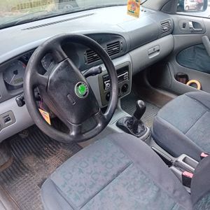 Skoda Octavia - imagine 4