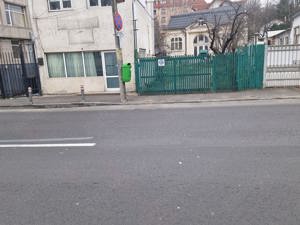 Inchiriez spatiu ultracentral pentru birou   comert 22mp, cu cabina cu chiuveta si WC