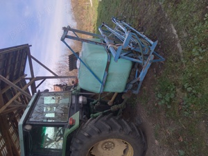  Met masina de ierbicidat purtata in tirant cu capacitate de 1000 litri