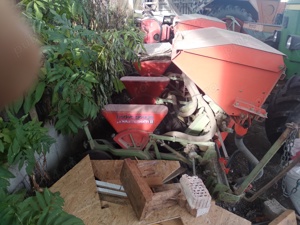 Semanatoare pneumatica porumb 4 randuri Nodet - imagine 2