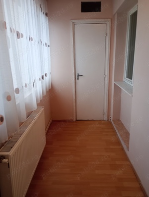 Vând apartament in Mureșeni cu 2 camere confort 2  - imagine 3