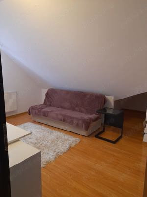 Inchiriez apartament in Rasnov - imagine 7