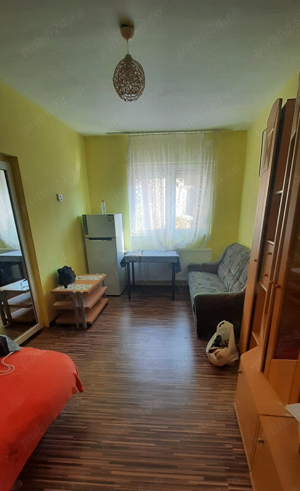 De vânzare apartament la casă  - imagine 3