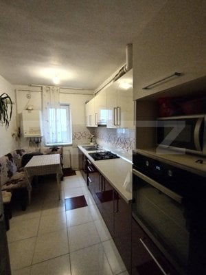 Apartament cu 2 camere semidecomandat, 50,3 mp, 4/4, zona Piața 1 Mai - imagine 2