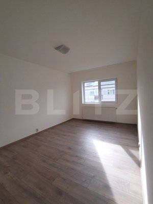 Apartament decomandat 3 camere, 67 mp, recent renovat, zona Micro 12 - imagine 11