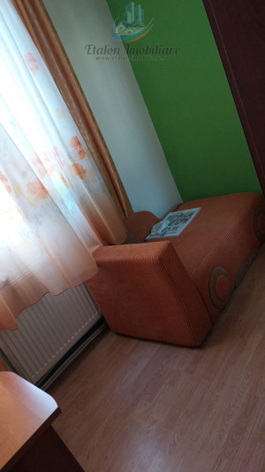 Apartament 4 camere semidecomandat, 1 baie, Piata Darmanesti - imagine 3