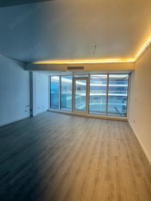 Apartament nou, 55 mp, promenada Mamaia, vedere la mare, complex White Titanic + loc de parcare - imagine 2