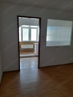 Apartament doua camere, decomandat, Mioritei, 52mp, renovat complet, etaj patru, sarpanta, liber - imagine 5