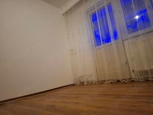 Apartament cu o singură cameră plus dependințe. - imagine 3