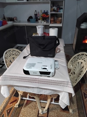 vidio proector epson