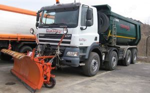 Vand sau schimb cu cap tractor cu sau fara  semiremorca , autobasculanta 8x4 DAF cf 85 - imagine 6