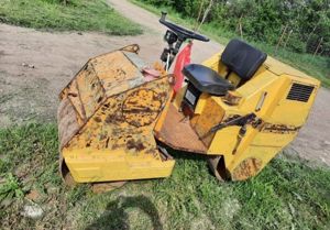 Compactor de inchiriat 