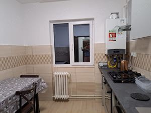 SUPER OFERTĂ! Apartament elegant cu 3 camere în Târgu Cucu, vis a vis de Tribunal - imagine 7