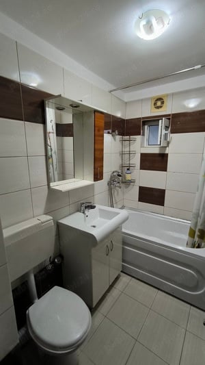 Închiriez apartament cu 3 camere  - imagine 6