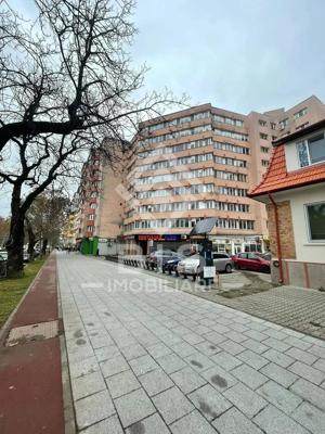 Apartament 4 camere - Independenței