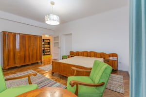 Apartament cu 2 camere in zona centrala (strada Matei Basarab)