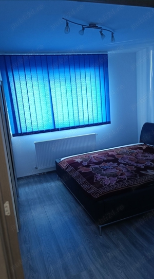 Inchiriez apartament decomandat cu 2 camere zona Vlaicu - imagine 5