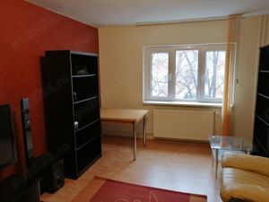 De inchiriat apartament cu 3 camere in zona Torontalului, esista camera de copil mic