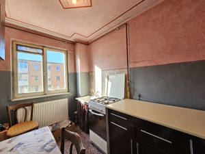 vand apartament 2 camere - imagine 6