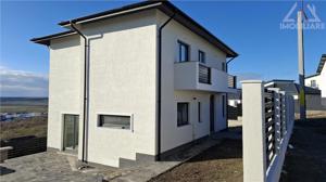 Casa Vila 4 camere,Valea Lupului,700 mp Teren,Dressing,Incalz. pard.,0% Comision