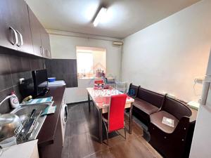 Vanzare apartament 2 camere spatios Rahova - Salaj Petrom - imagine 7