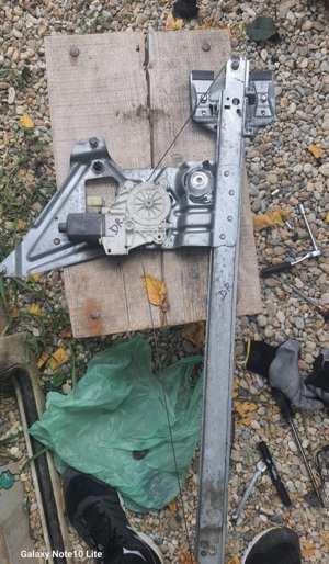 Macara electrica Vw Crafter/Mercedes Sprinter cod stanga A9067200046LH/A9067200146RH dreapta - imagine 2